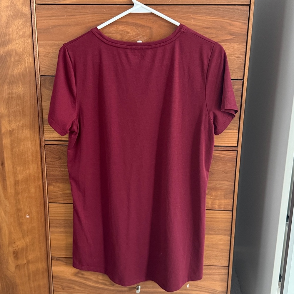 Athleta Essence Vital Tee Size M - Picture 4 of 9
